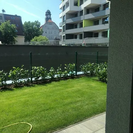 Garden Radnica - Private Parking Included *